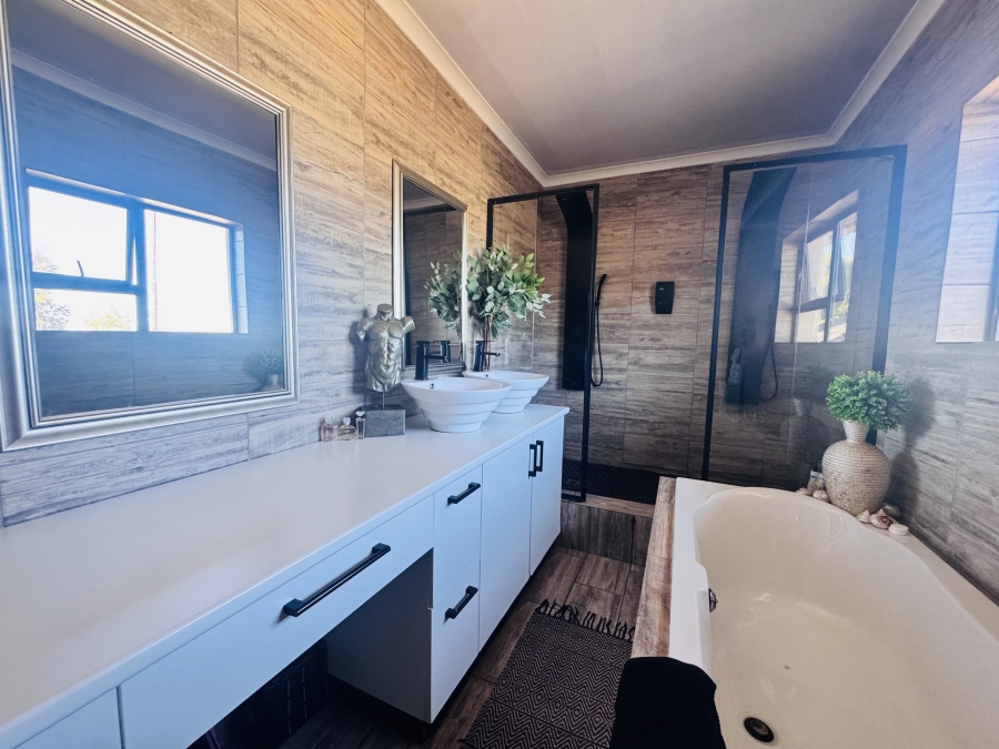 13 Bedroom Property for Sale in Wilkoppies North West